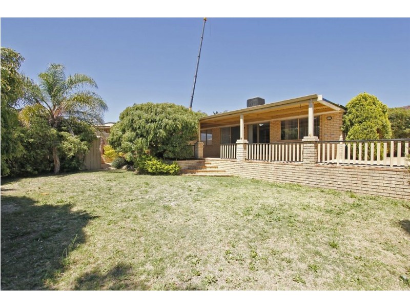 4 Clune Place, Coogee WA 6166