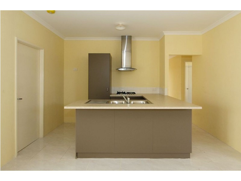 2/6 Preston Way, Balga WA 6061