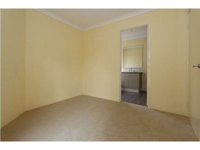 2/6 Preston Way, Balga WA 6061