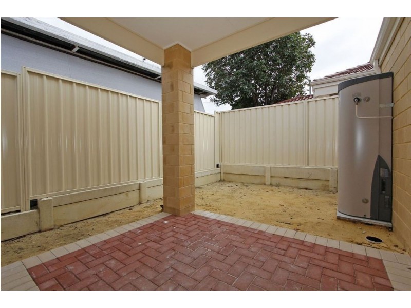 2/6 Preston Way, Balga WA 6061