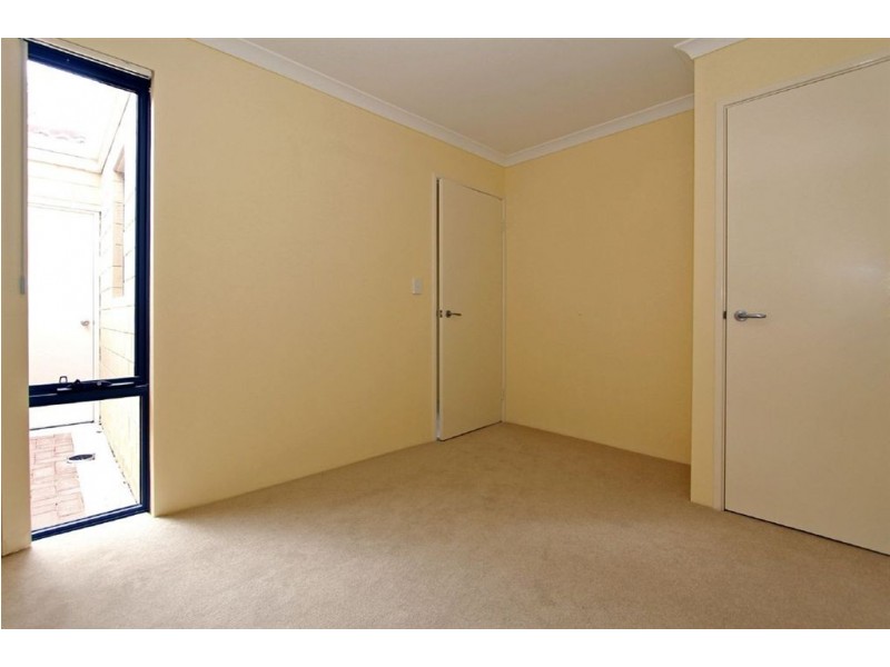 3/6 Preston Way, Balga WA 6061