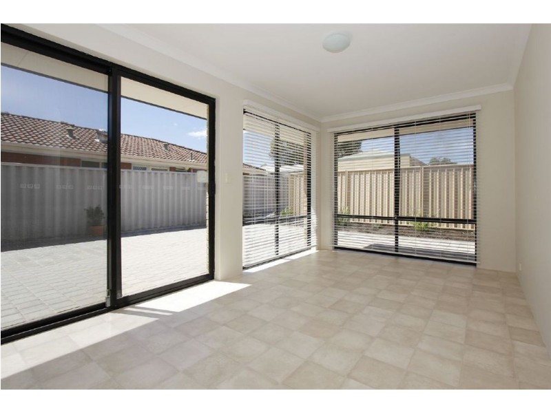 10 Hurford Street, Hamilton Hill WA 6163