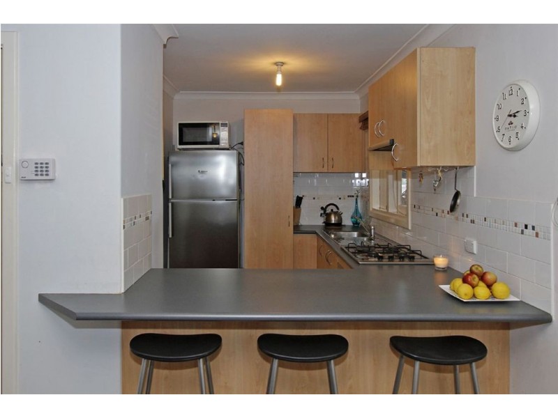 1 Hawkes Street, Coolbellup WA 6163