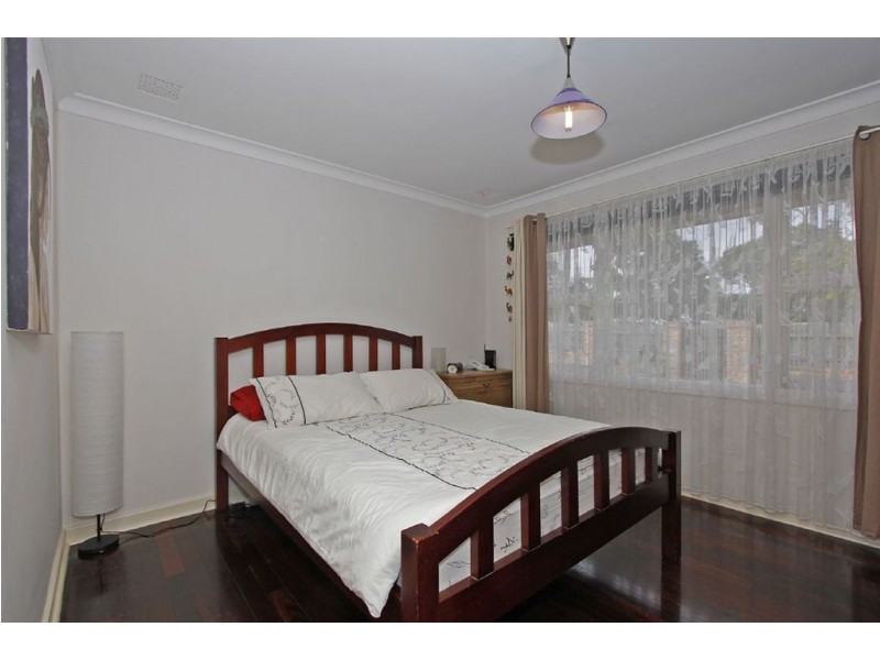 1 Hawkes Street, Coolbellup WA 6163