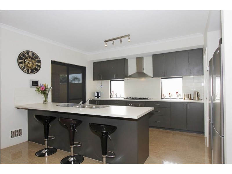 48 Birkett Avenue, Beeliar WA 6164