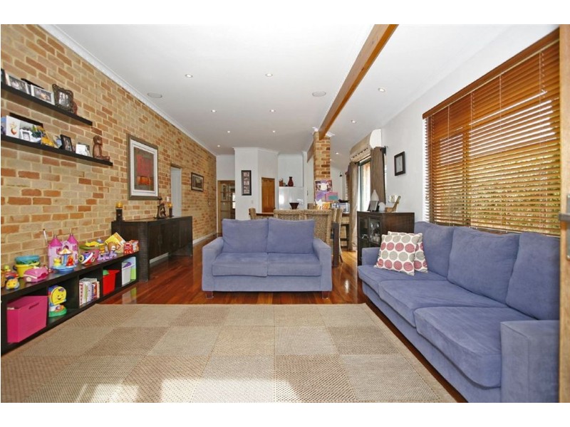 21a Lucas Street, Willagee WA 6156