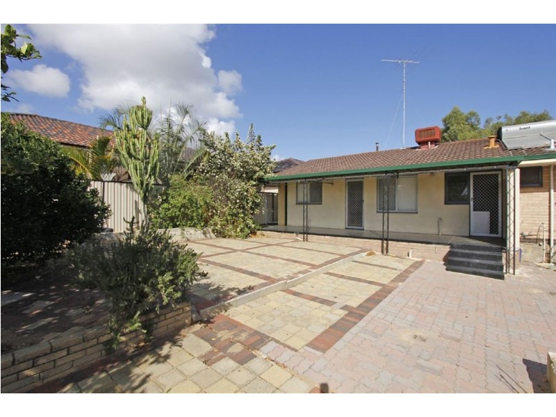 4 Hanlon Street, Hamilton Hill WA 6163