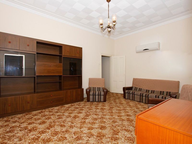 10 Wright Street, White Gum Valley WA 6162