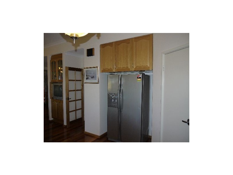 71 Allambi Way, South Yunderup WA 6208