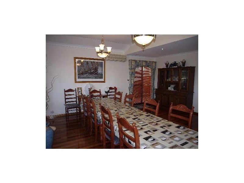 71 Allambi Way, South Yunderup WA 6208