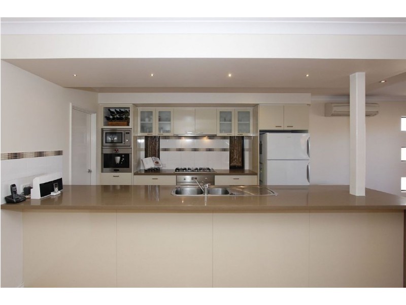 2/60 Spinnaker Heights, Yangebup WA 6164