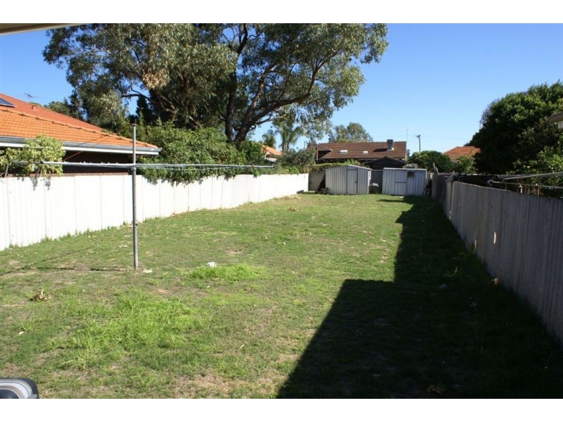 9a Arthur Road, Hamilton Hill WA 6163