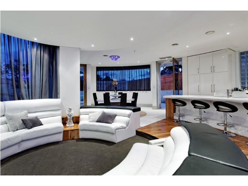 19 Doongalla Road, Attadale WA 6156