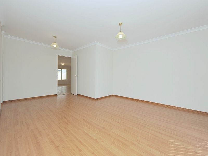 40 Kirkstall Drive, Hocking WA 6065