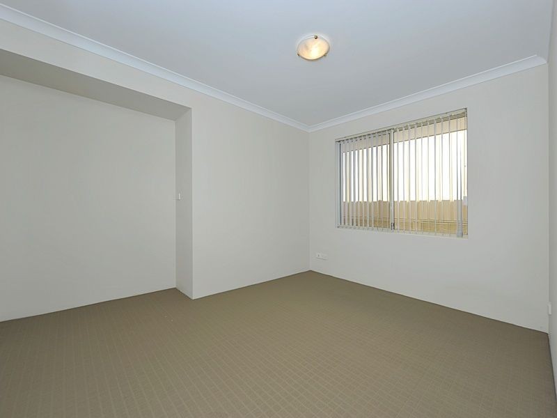 40 Kirkstall Drive, Hocking WA 6065