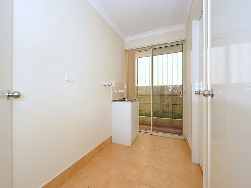 40 Kirkstall Drive, Hocking WA 6065