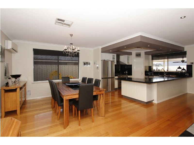 35 Tindal Avenue, Yangebup WA 6164