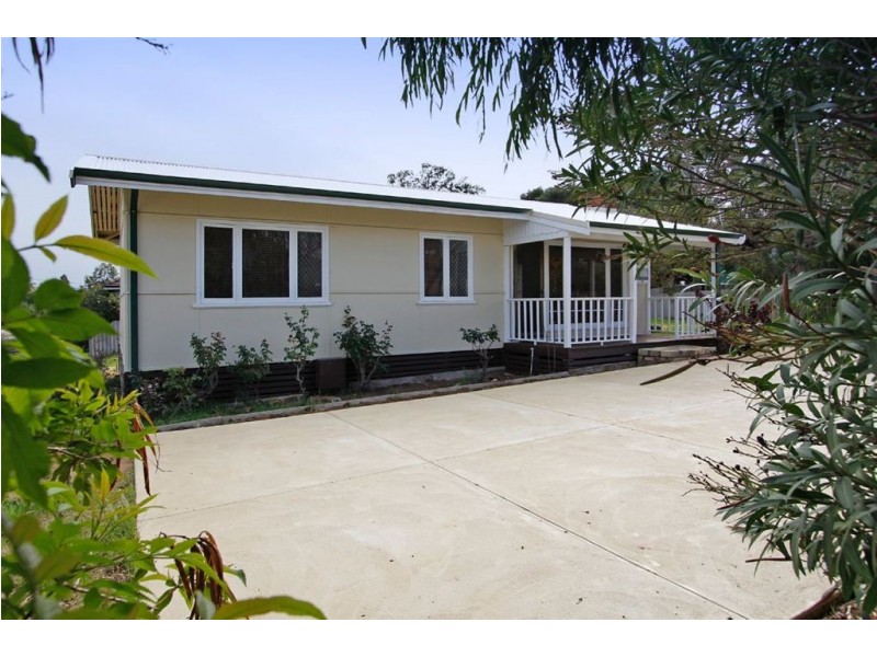 35 Grigg Place, Hilton WA 6163