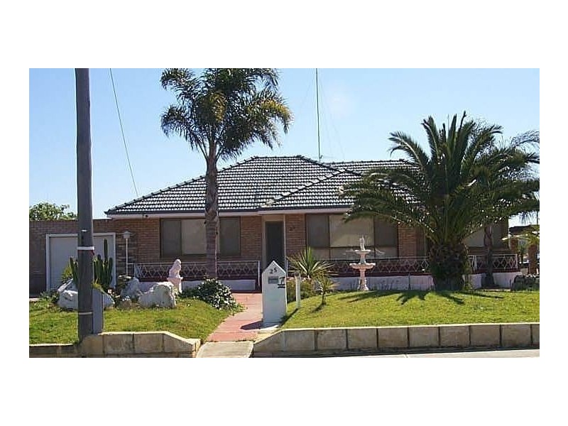 25 Hamilton Road, Hamilton Hill WA 6163