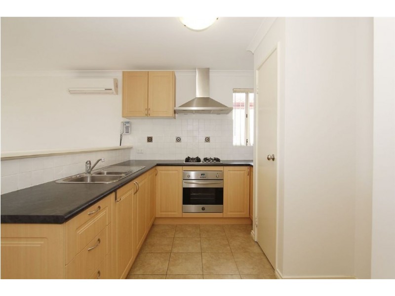 3/2 Mainsail Terrace, Yangebup WA 6164