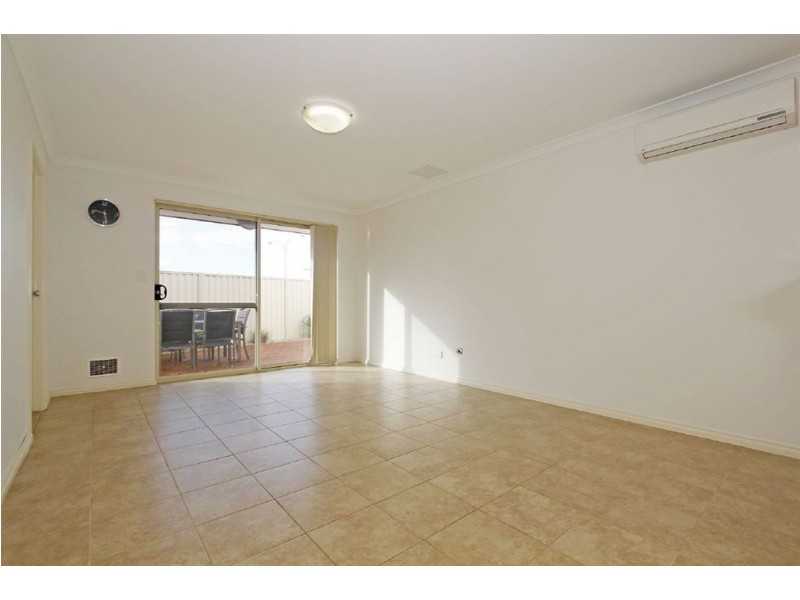 3/2 Mainsail Terrace, Yangebup WA 6164