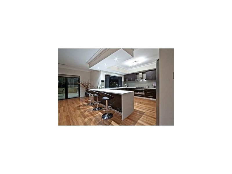 42b Doney Street, Alfred Cove WA 6154