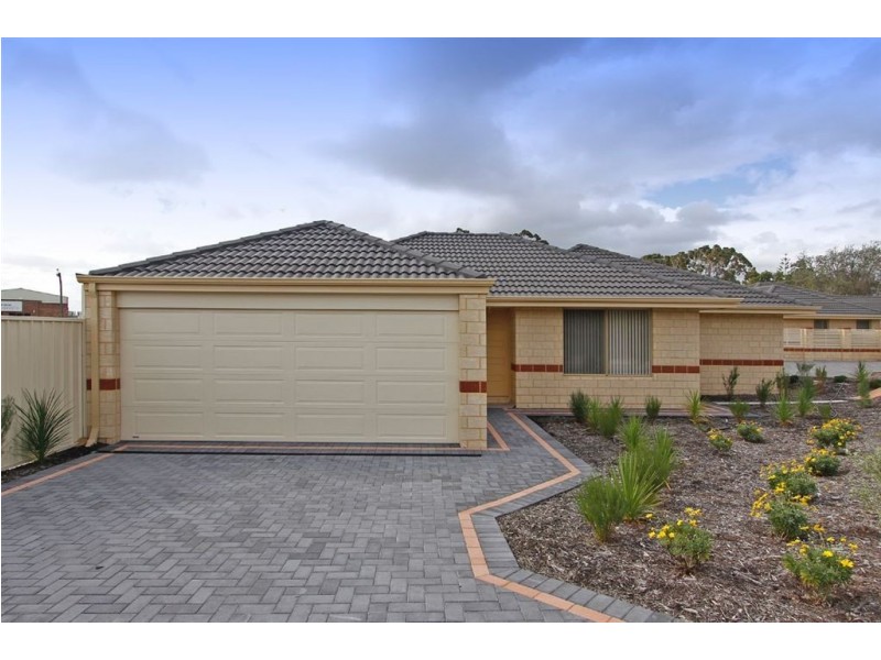 1/16 Andrea Way, Queens Park WA 6107