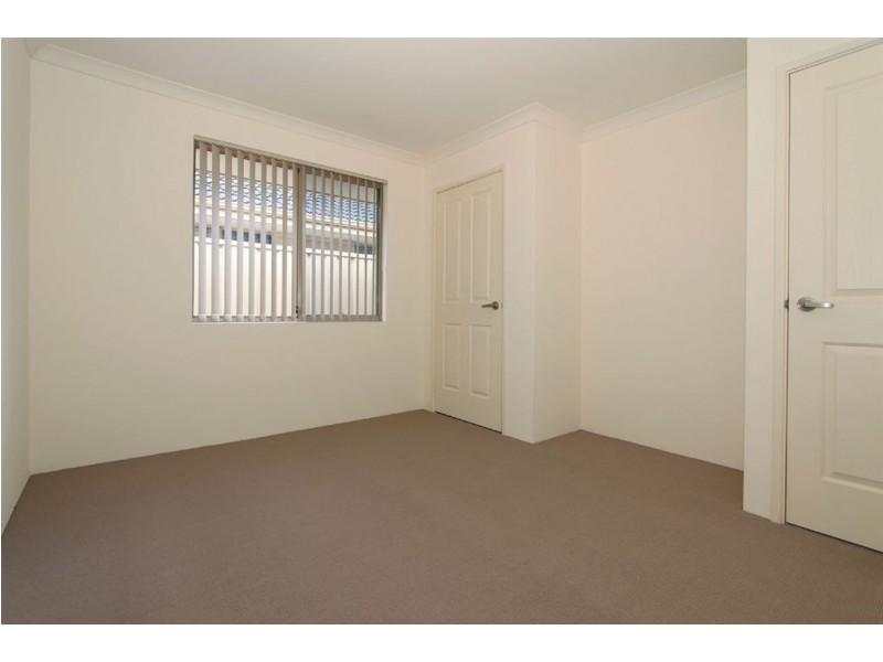 8/16 Andrea Way, Queens Park WA 6107