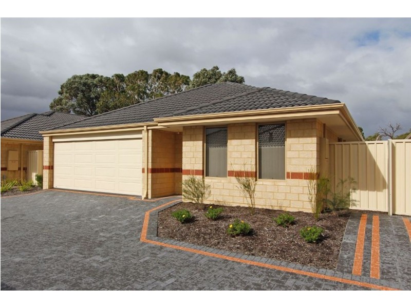 8/16 Andrea Way, Queens Park WA 6107