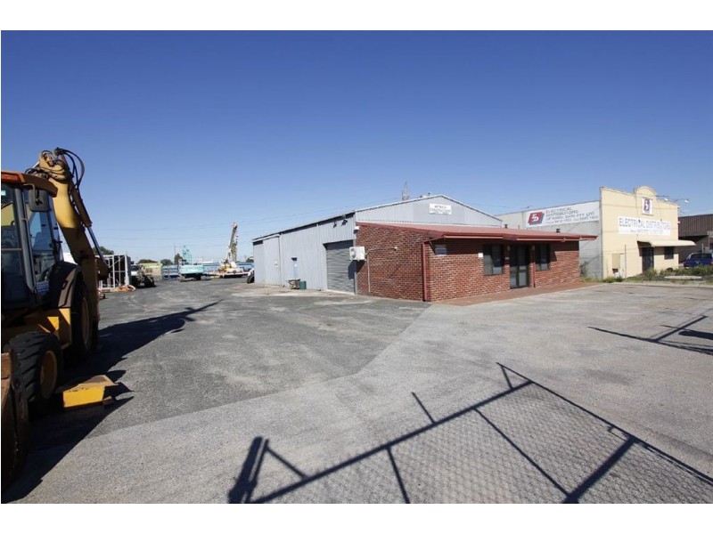 24 Burlington Street, Naval Base WA 6165