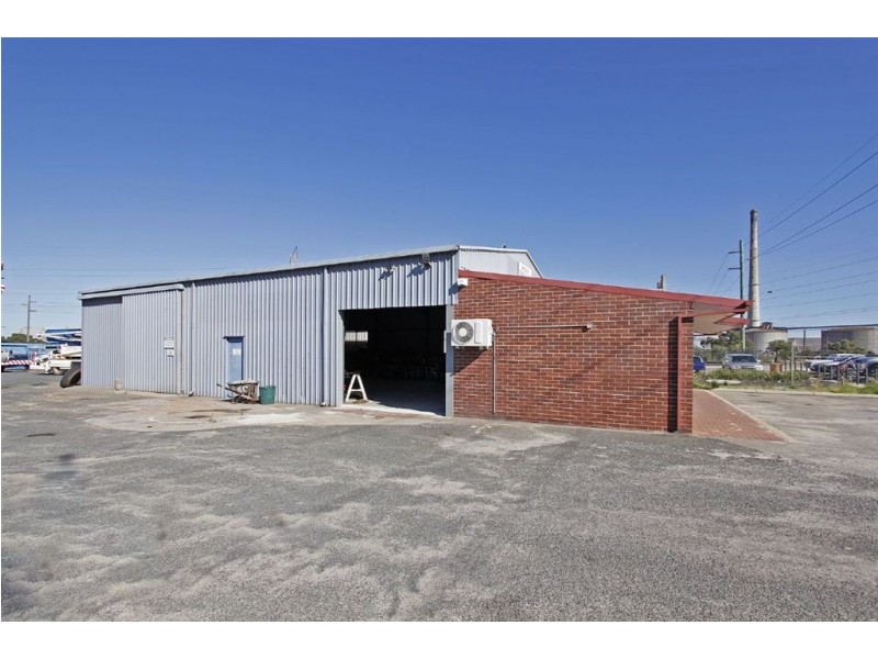 24 Burlington Street, Naval Base WA 6165