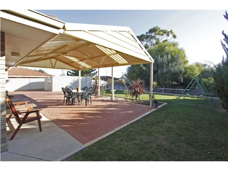 1a Deering Street, Beaconsfield WA 6162