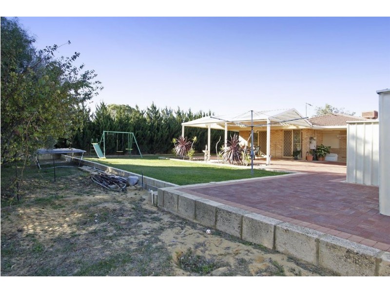 1a Deering Street, Beaconsfield WA 6162