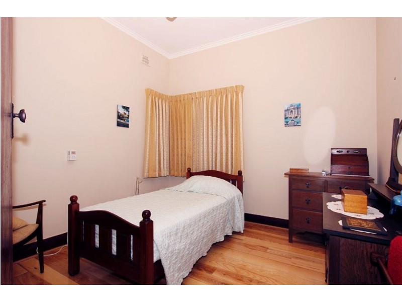 194 Carrington Street, Hilton WA 6163