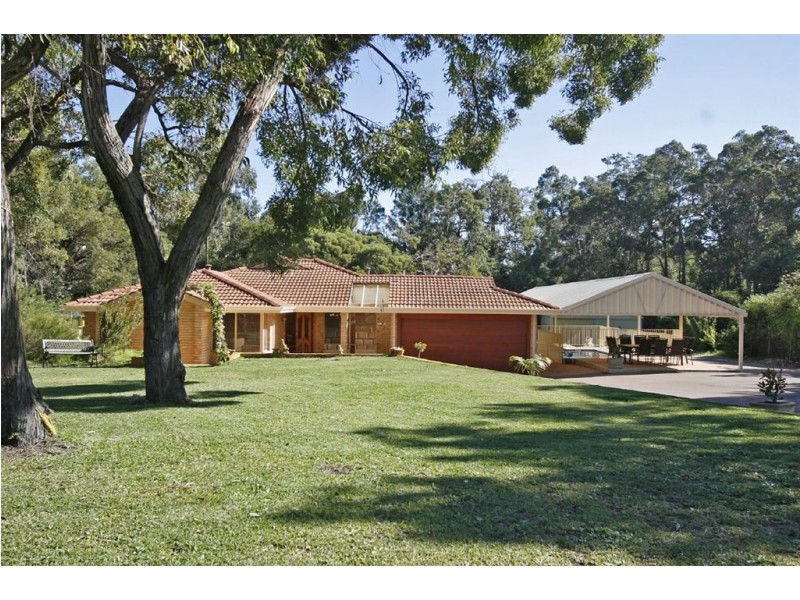 10 Crofter Court, Wellard WA 6170