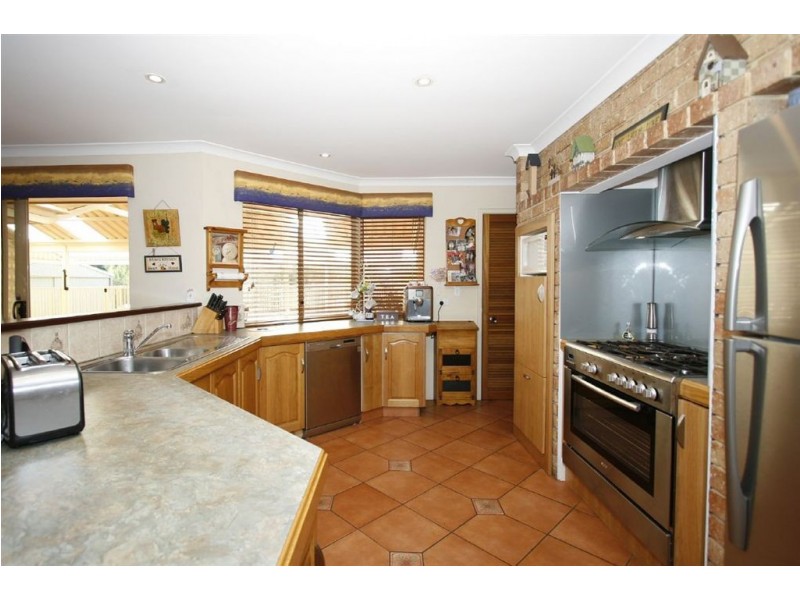 10 Crofter Court, Wellard WA 6170