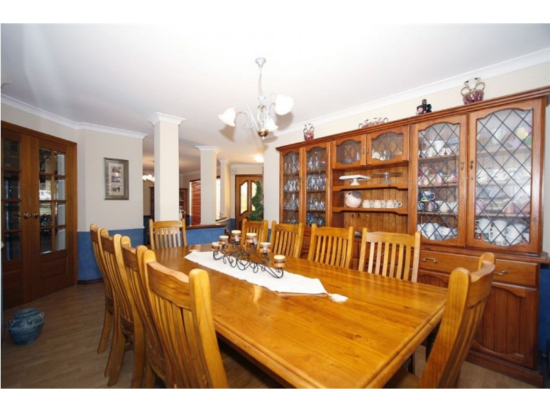 10 Crofter Court, Wellard WA 6170