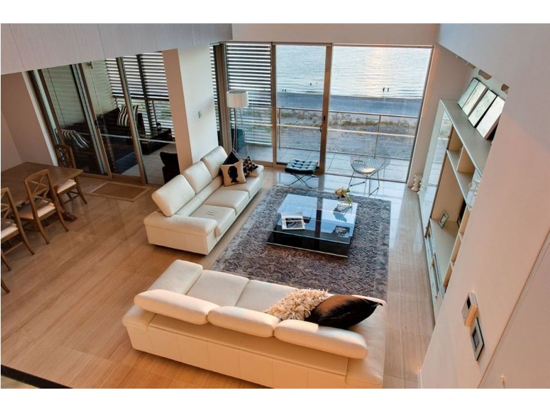 18b/23 Ocean Drive, North Coogee WA 6163