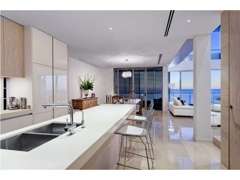 18b/23 Ocean Drive, North Coogee WA 6163