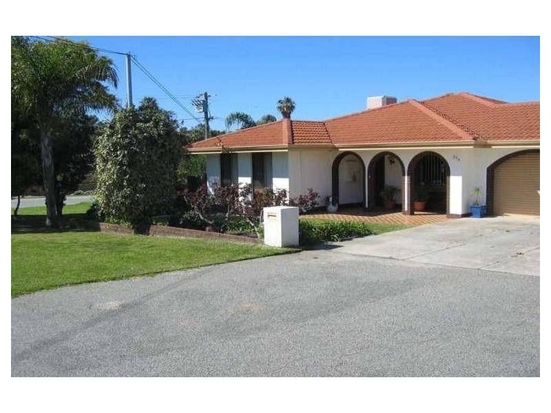 35b Amberley Way, Hamilton Hill WA 6163