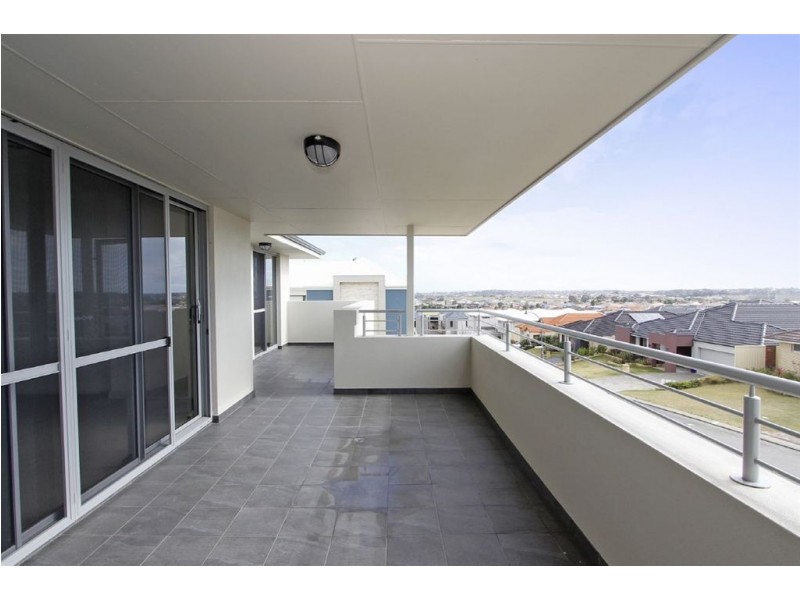 8 Carcione Rise, Yangebup WA 6164