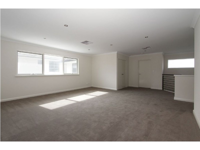 10 Carcione Rise, Yangebup WA 6164