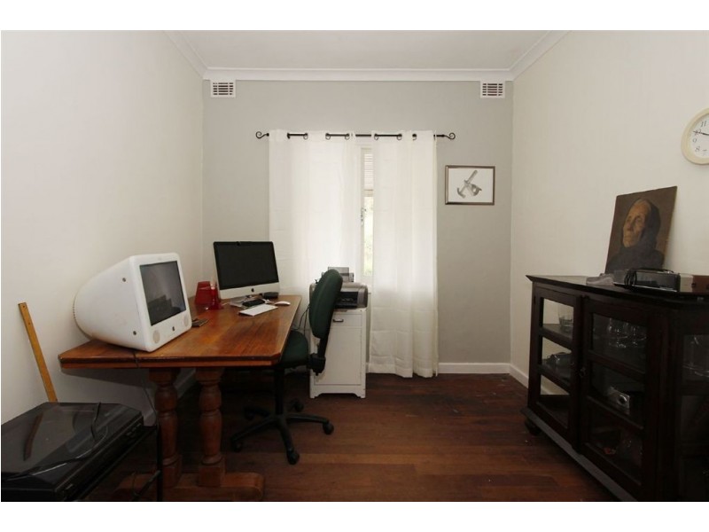 15 Antonio Street, Coolbellup WA 6163