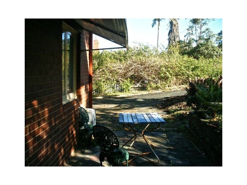 15 Antonio Street, Coolbellup WA 6163