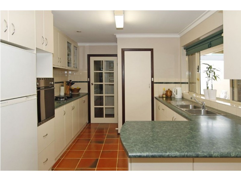 6 Troytown Way, Melville WA 6156