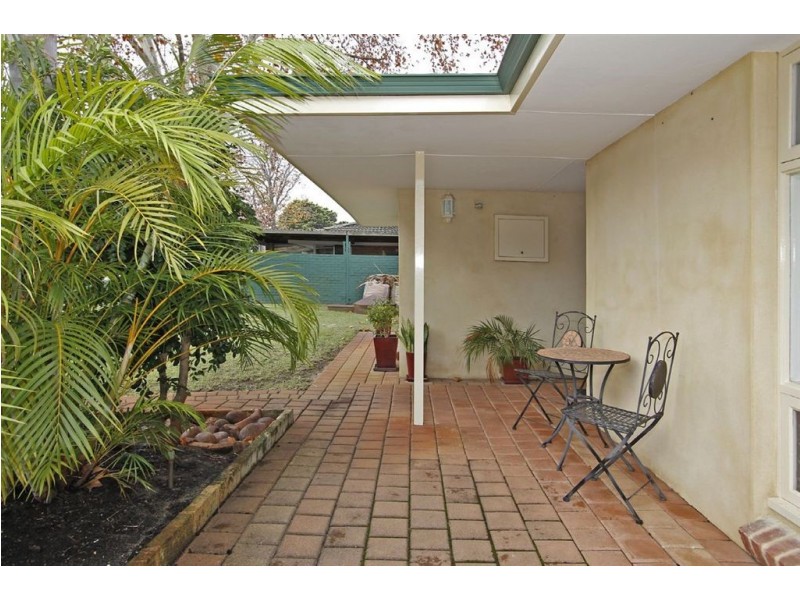 6 Troytown Way, Melville WA 6156