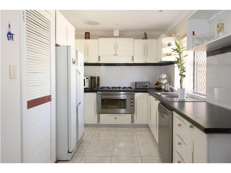 207 Riseley Street, Booragoon WA 6154