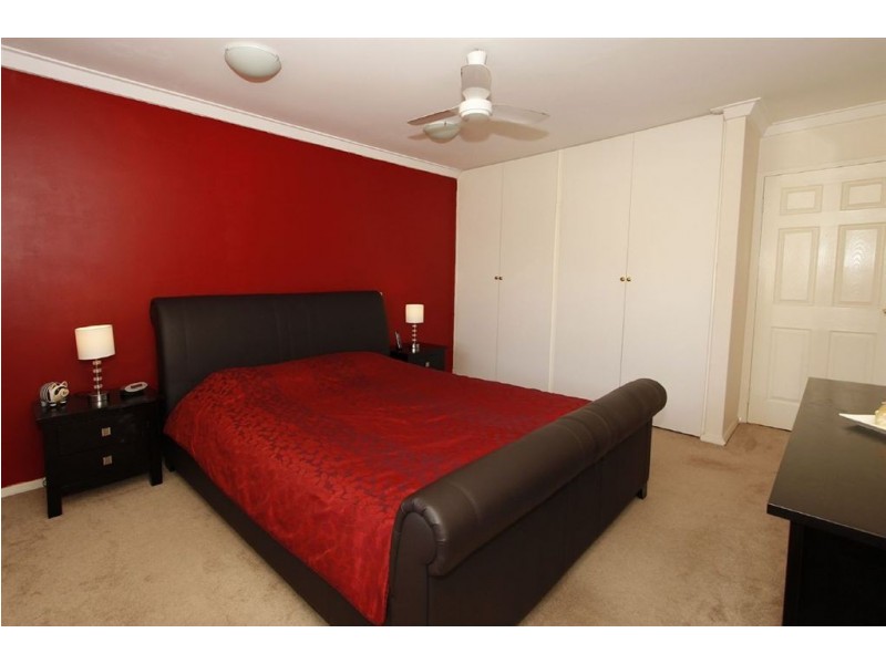 207 Riseley Street, Booragoon WA 6154