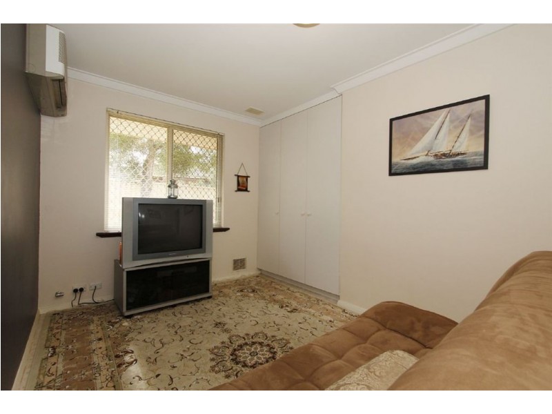 207 Riseley Street, Booragoon WA 6154