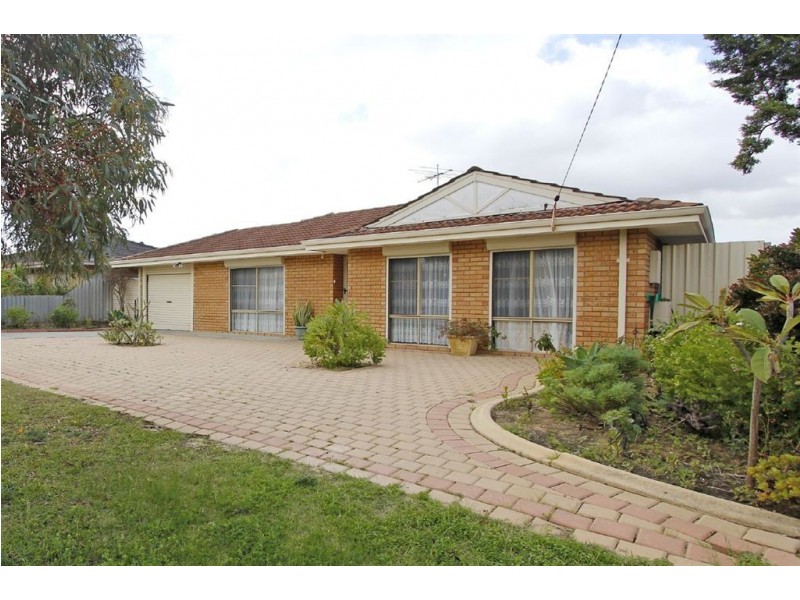 15 Milgun Drive, Yangebup WA 6164
